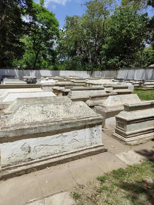 Польское кладбище в городе Аруша, сафари в Танзании, Африка